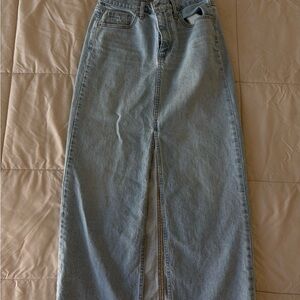 Universal Thread Light Blue Denim Skirt